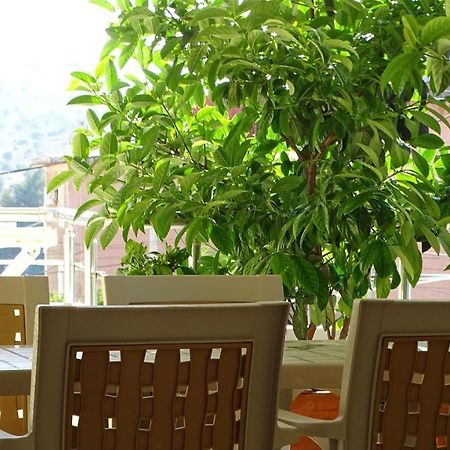 Cozy Central Apartment Ksamil Exterior foto
