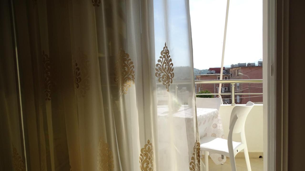Cozy Central Apartment Ksamil Exterior foto